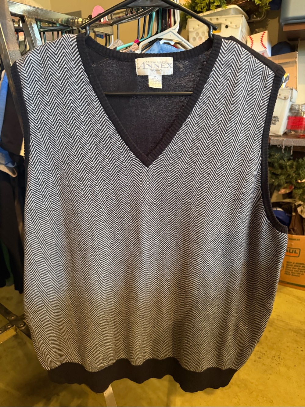 Casual Corner Black and White Chevron V-Neck Sweater Vest